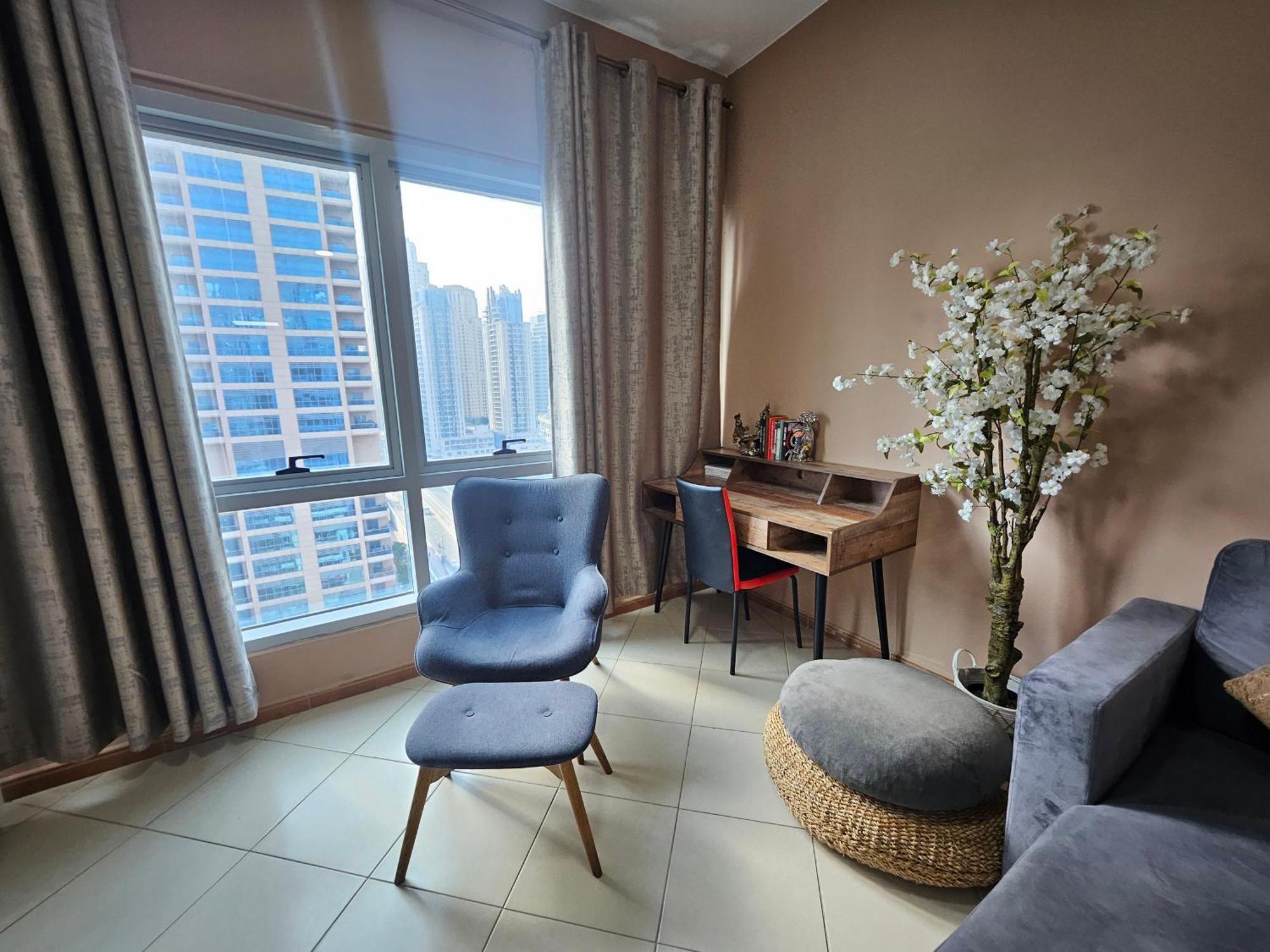 Appartement Stunning Apartment, Partial Sea View, Canal Marina View, 5 Min Walk To Jbr And Metro