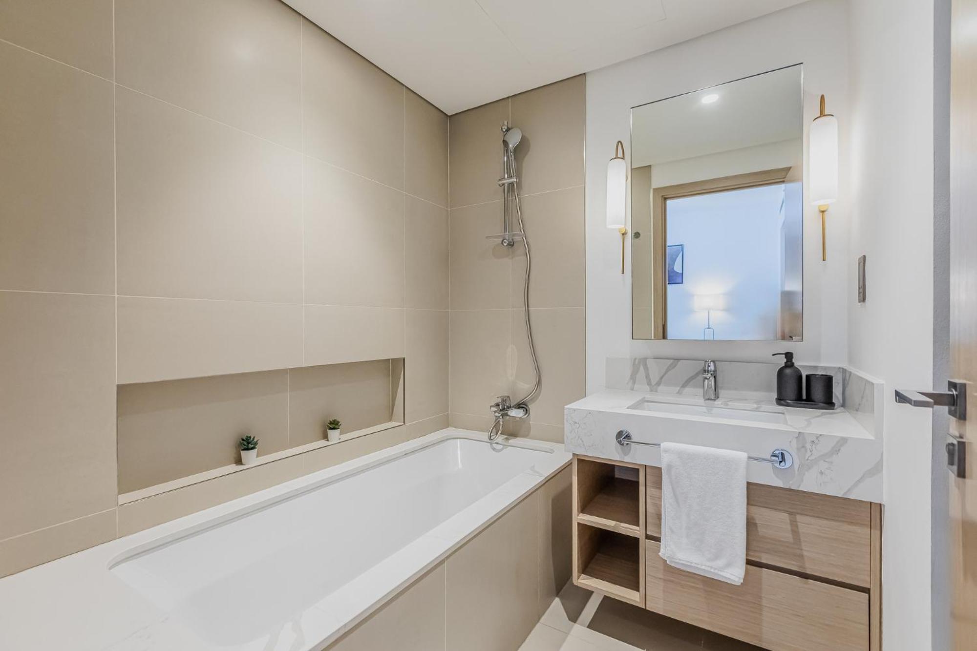 Apartemen New I Modern I 1bdr I 17 Icon Bay Tower 2 *