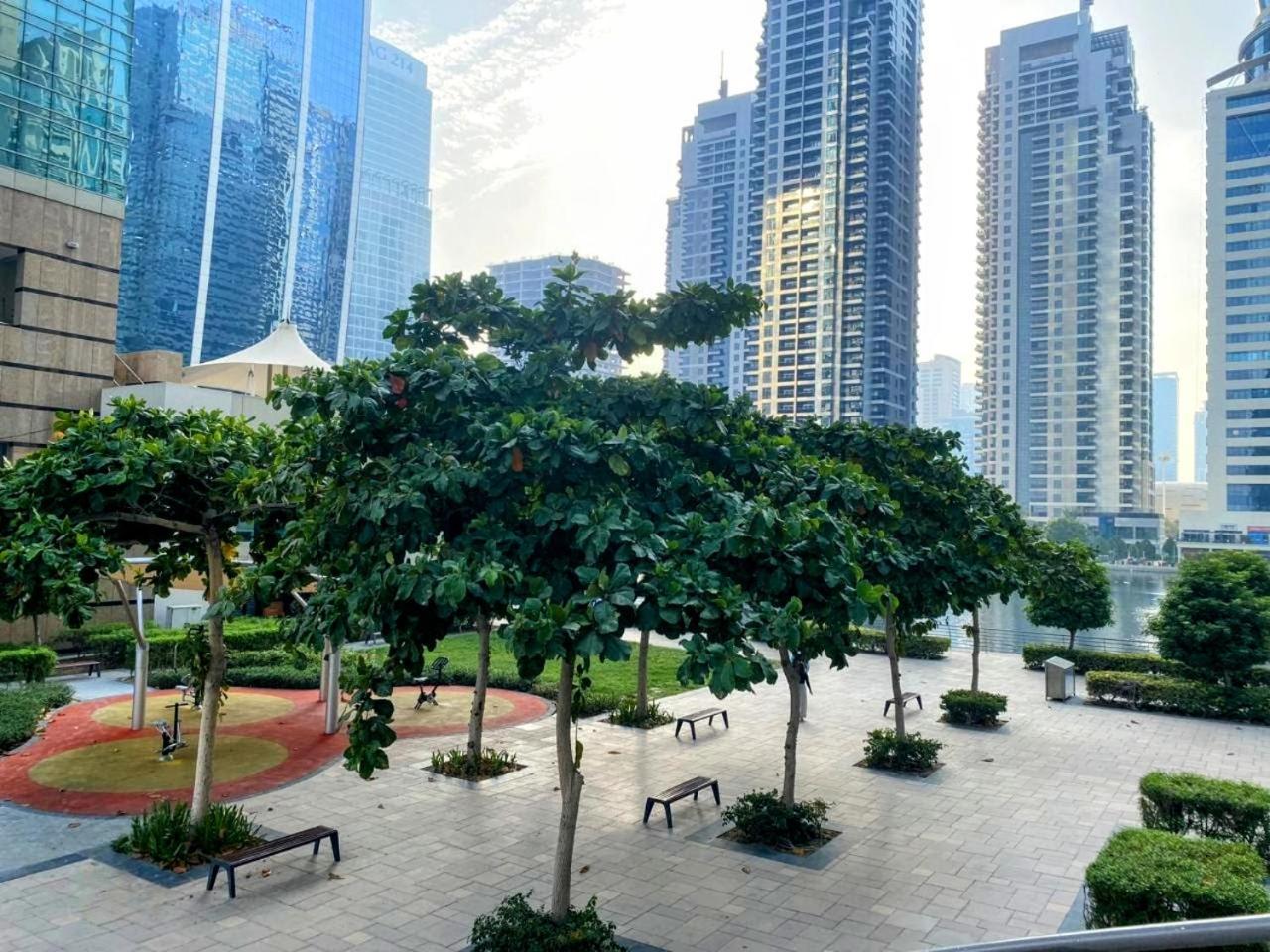 Delux Marina The Bay 5 Min Jbr & 3 Min To Tram Station Apartamento *