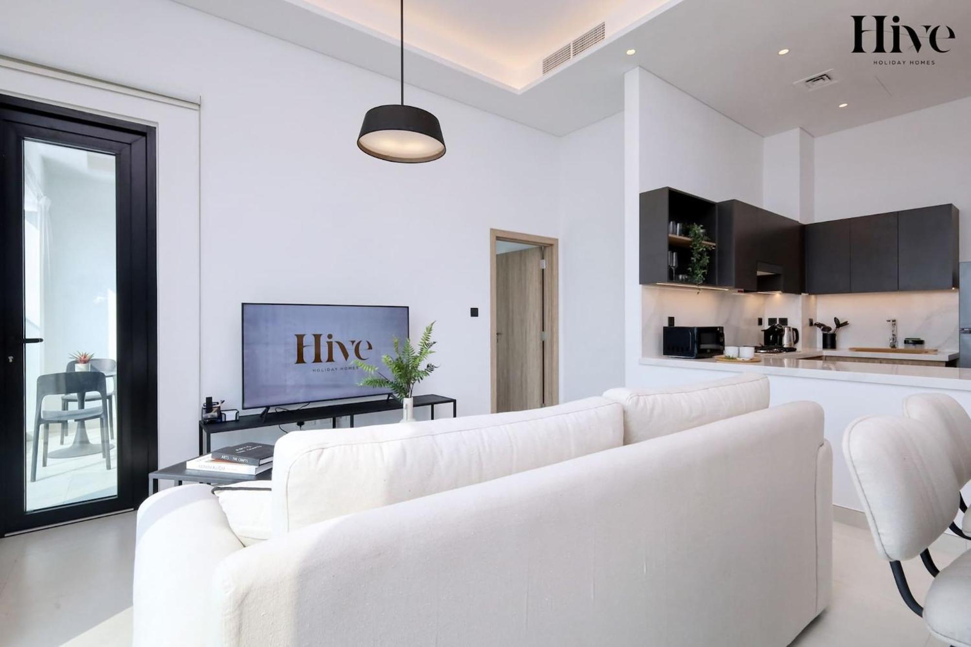 7 By Aurora 301 Apartment Dubai