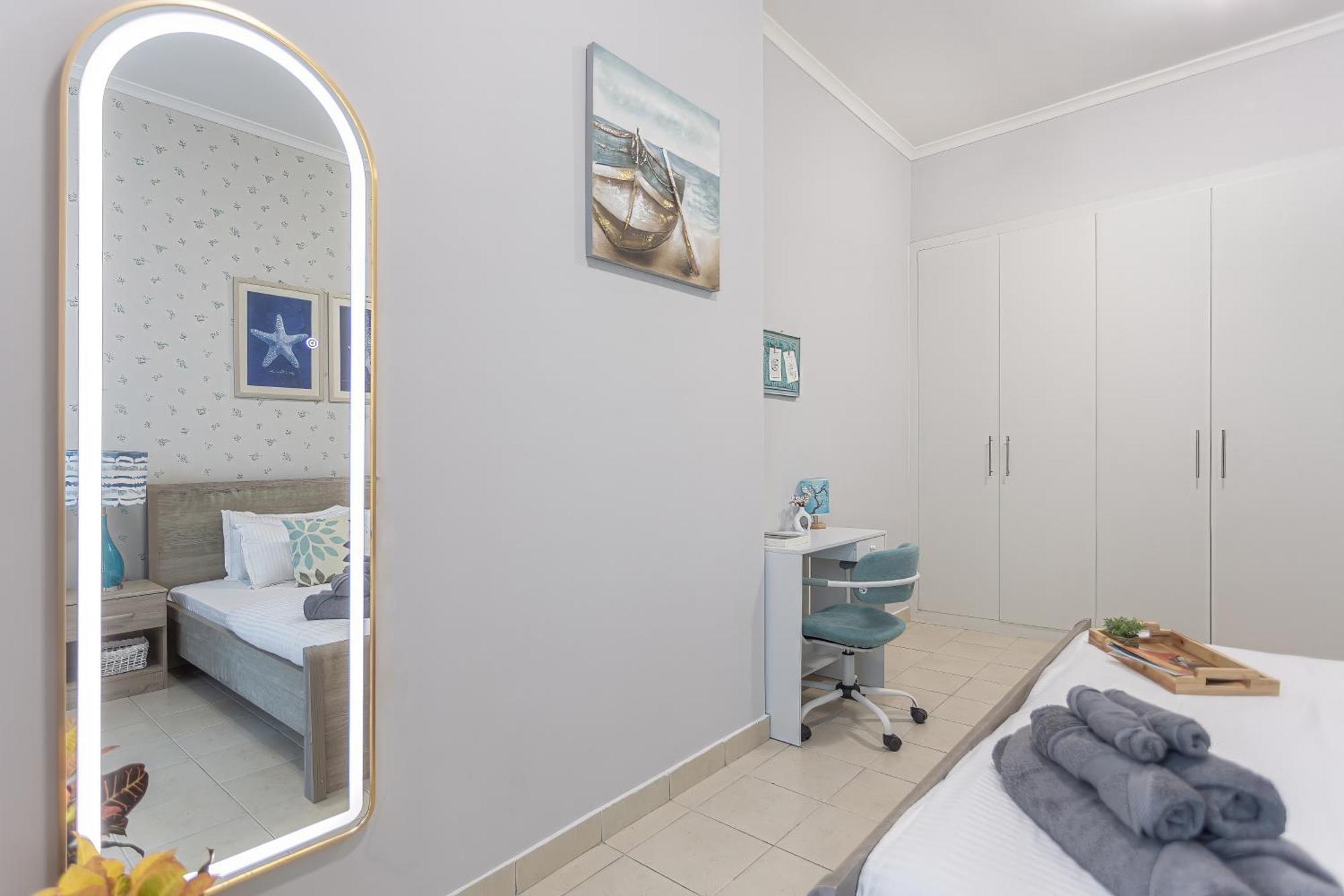 Stunning 1 Bedroom In Marina Appartement
