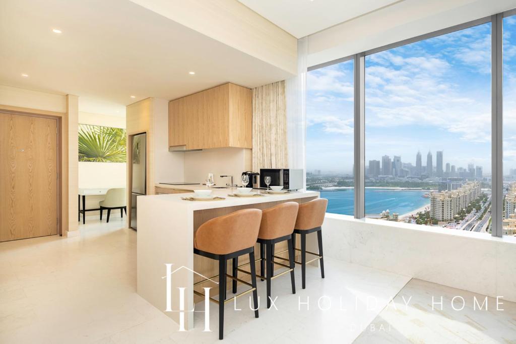 Lux Iconic Views At The Palm Tower 2 Lejlighed