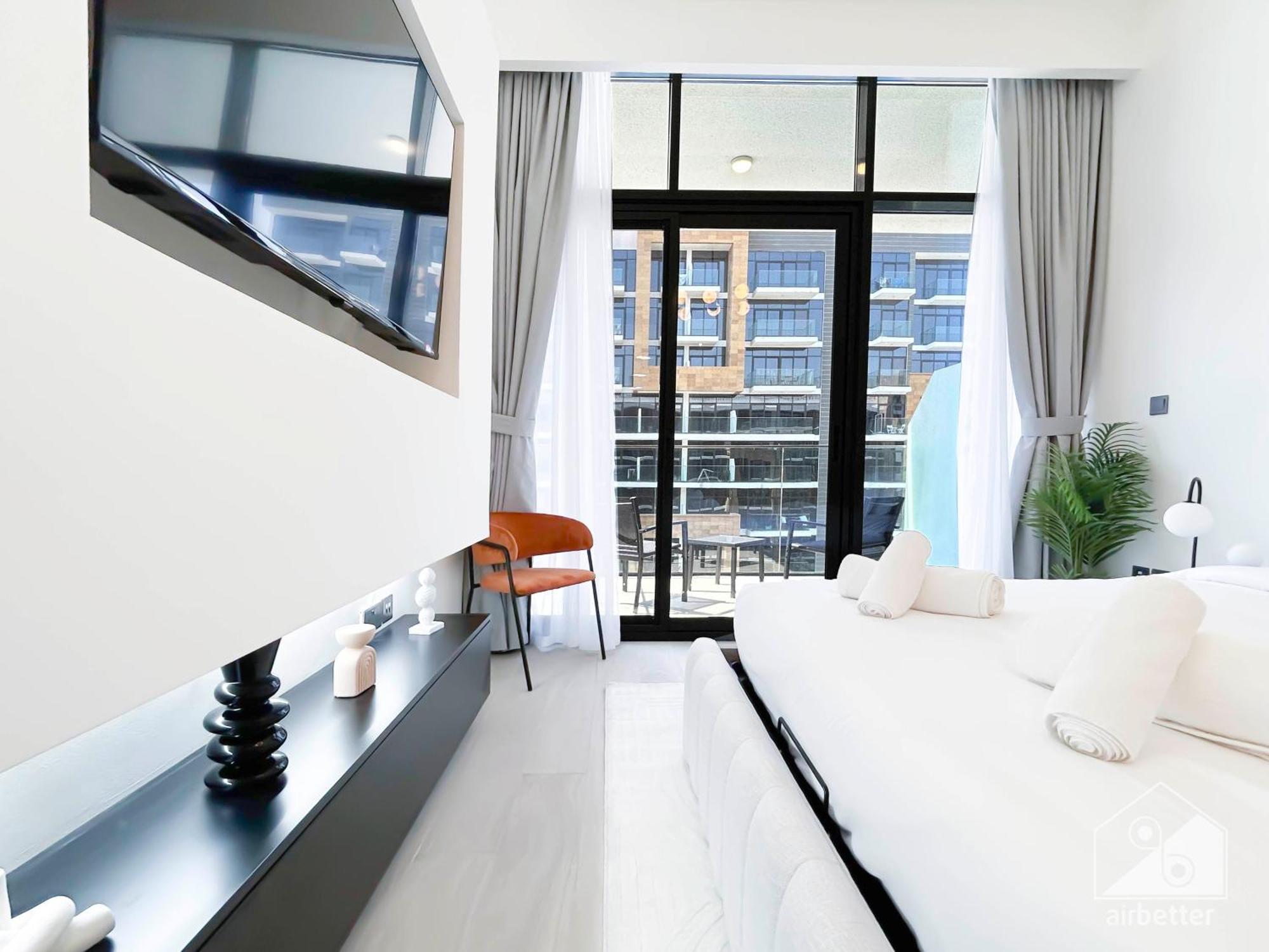 Lejlighed Beautiful With A Spacious Balcony In Meydan