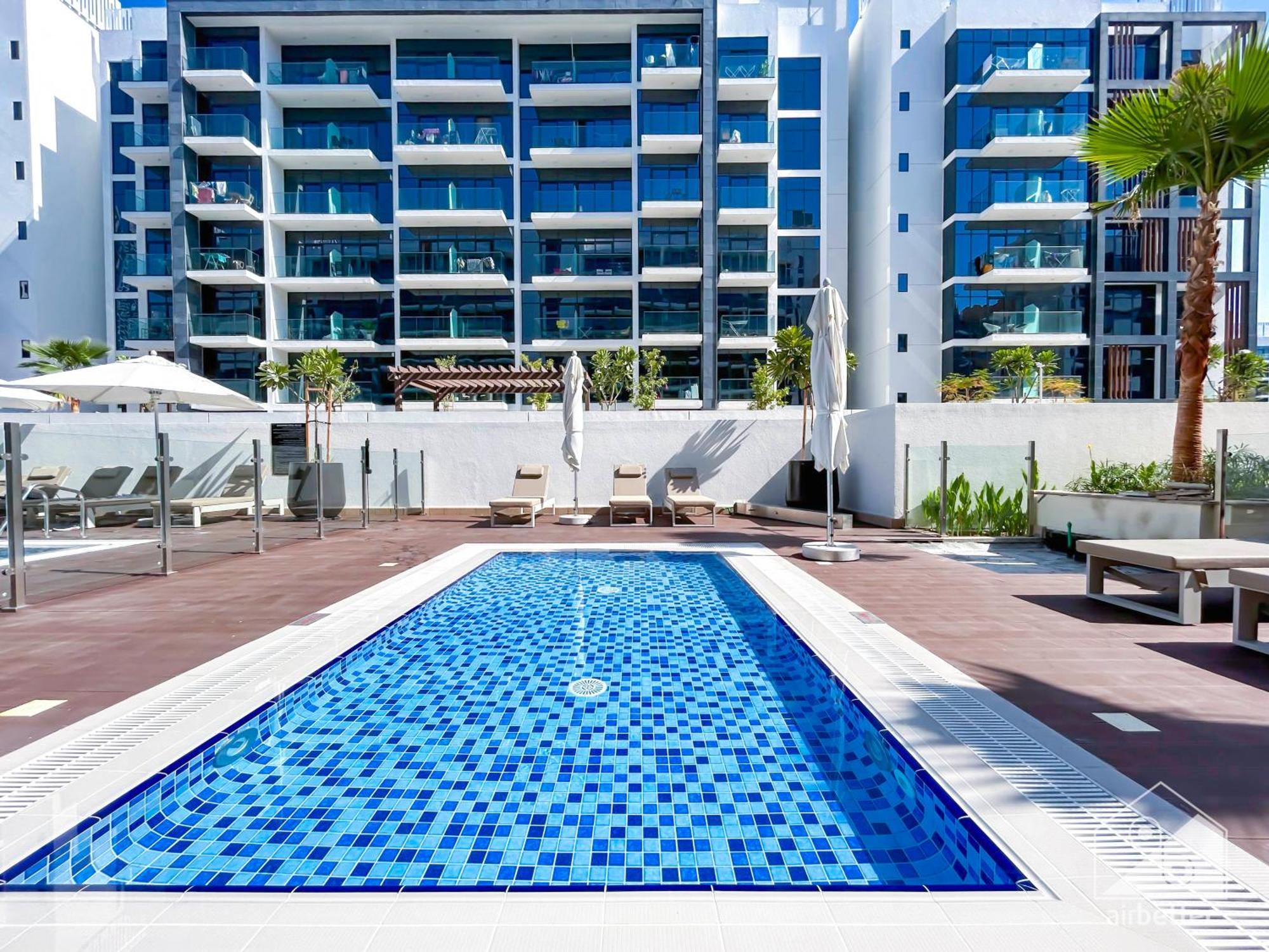 Beautiful With A Spacious Balcony In Meydan Lejlighed