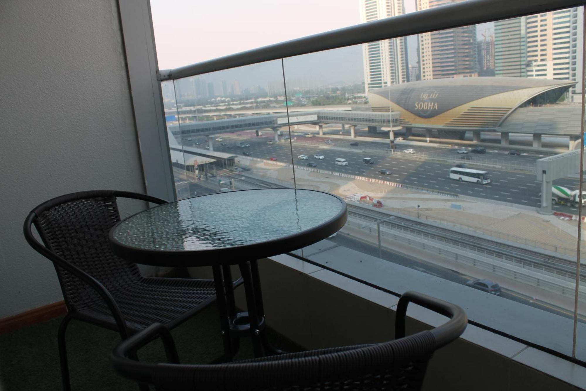 Lejlighed Bright And Beautiful One Bedroom Close To Metro And Dubai