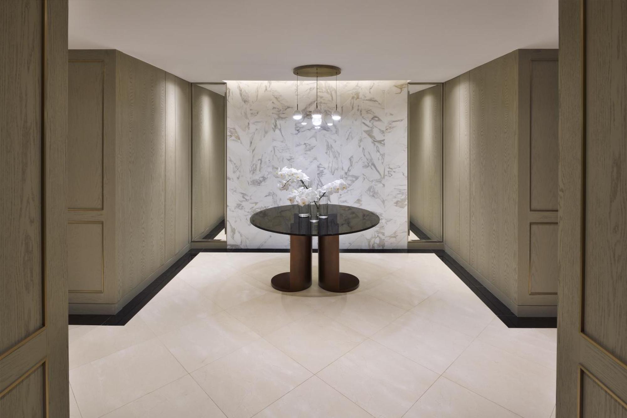 Hotel Address Mall Dubai