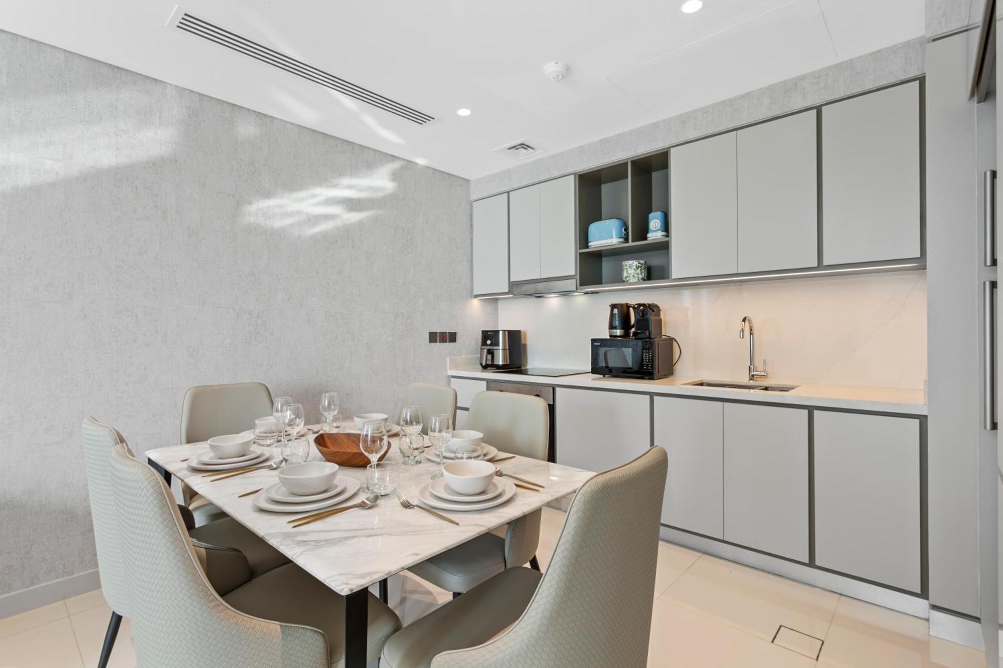 2br Emaar Front Private Special Offer