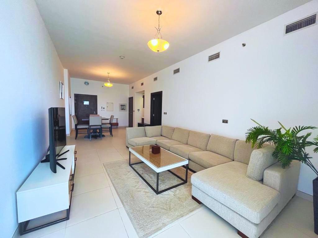 Apartment Azure Residences In Palm Jumairah *