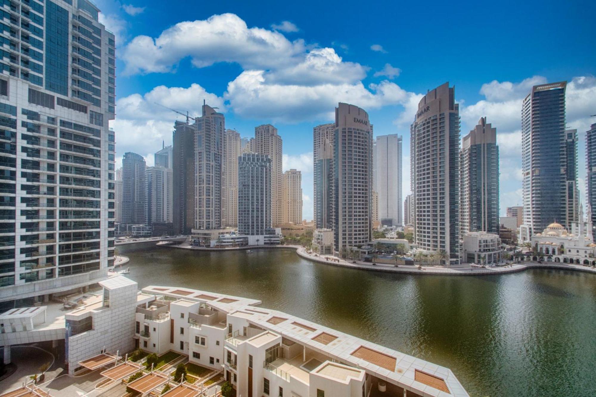 The Smart Concierge - Time Place Apartment *