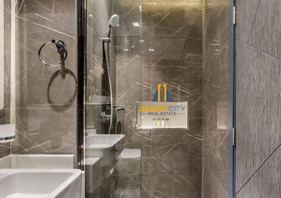 Apartamento Fully Furnished In City, Hosted By Desert