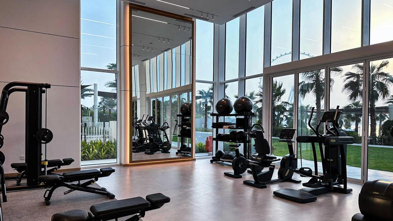 Luxury 2br Biophilic Retreat With Private Jacuzzi, Massage Chair & Infinity Pool * Dubai