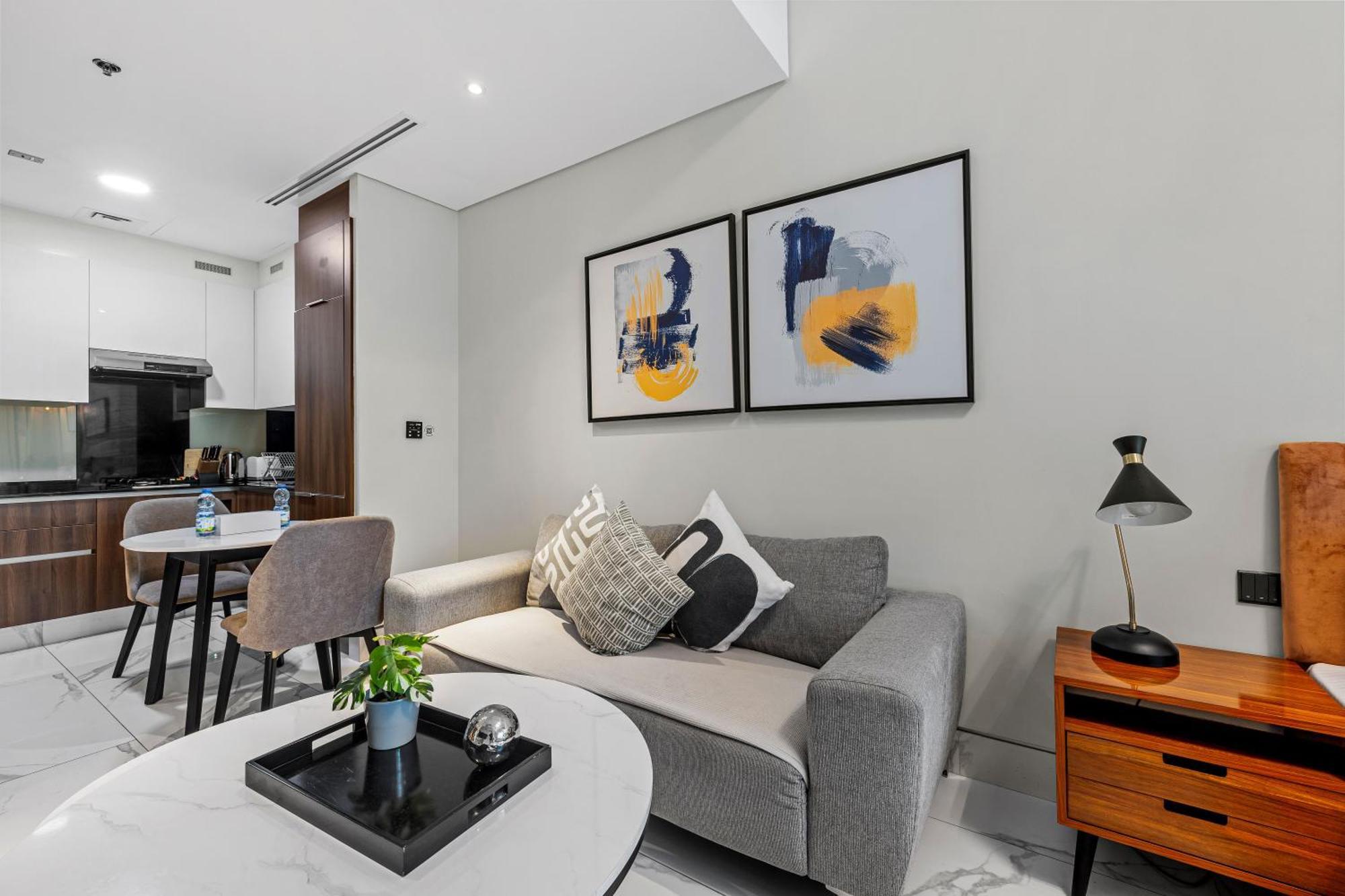 Apartment Unlock J One Downtown *