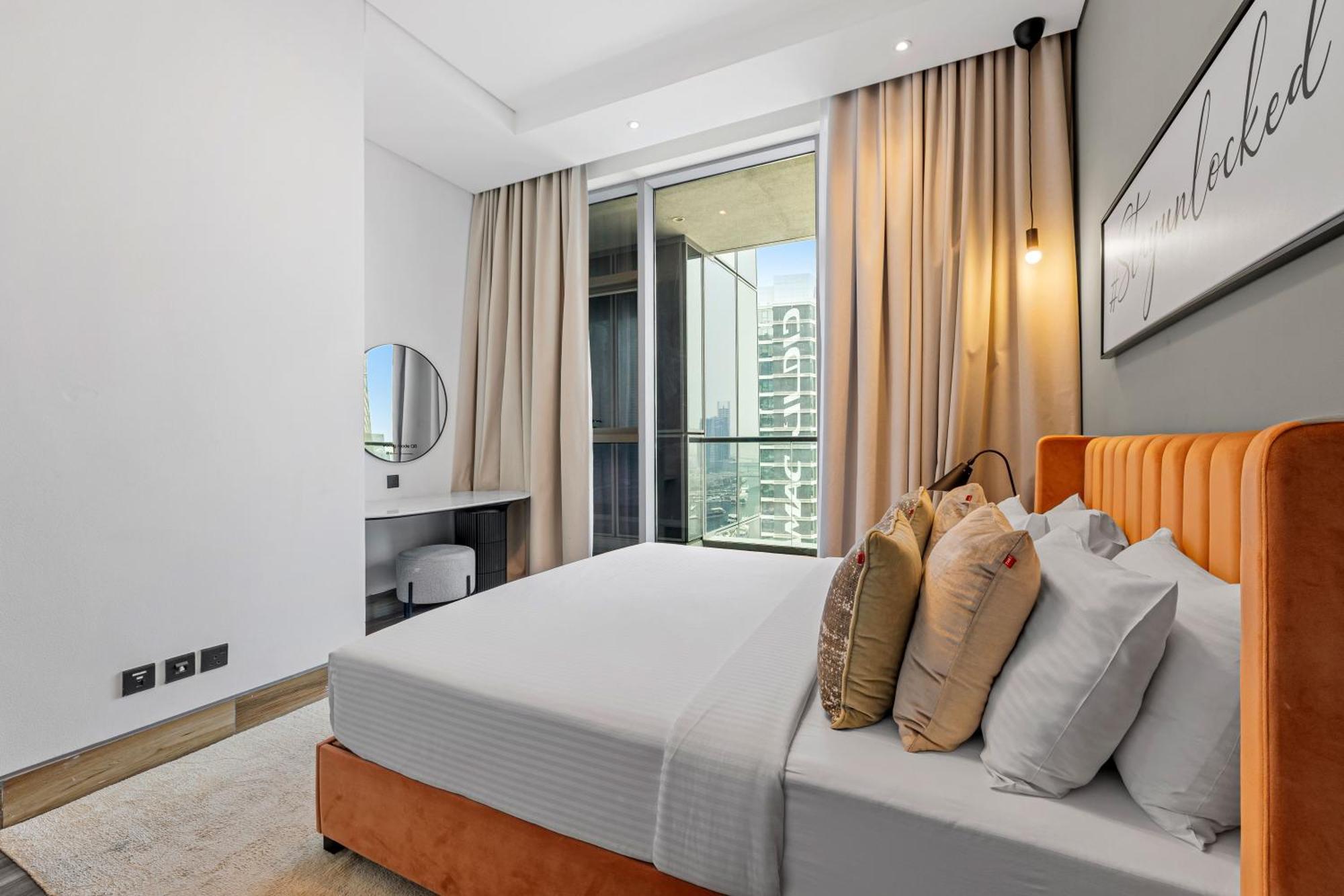 Apartment Unlock J One Downtown *