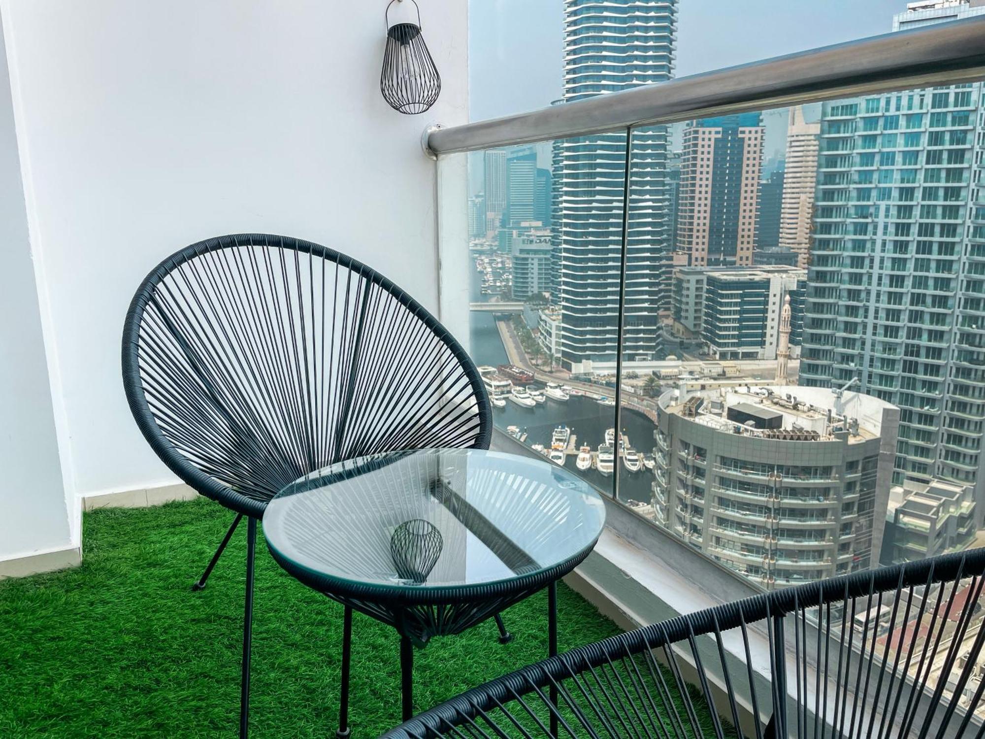 Cozy 1 Bedroom In Marina Dubái