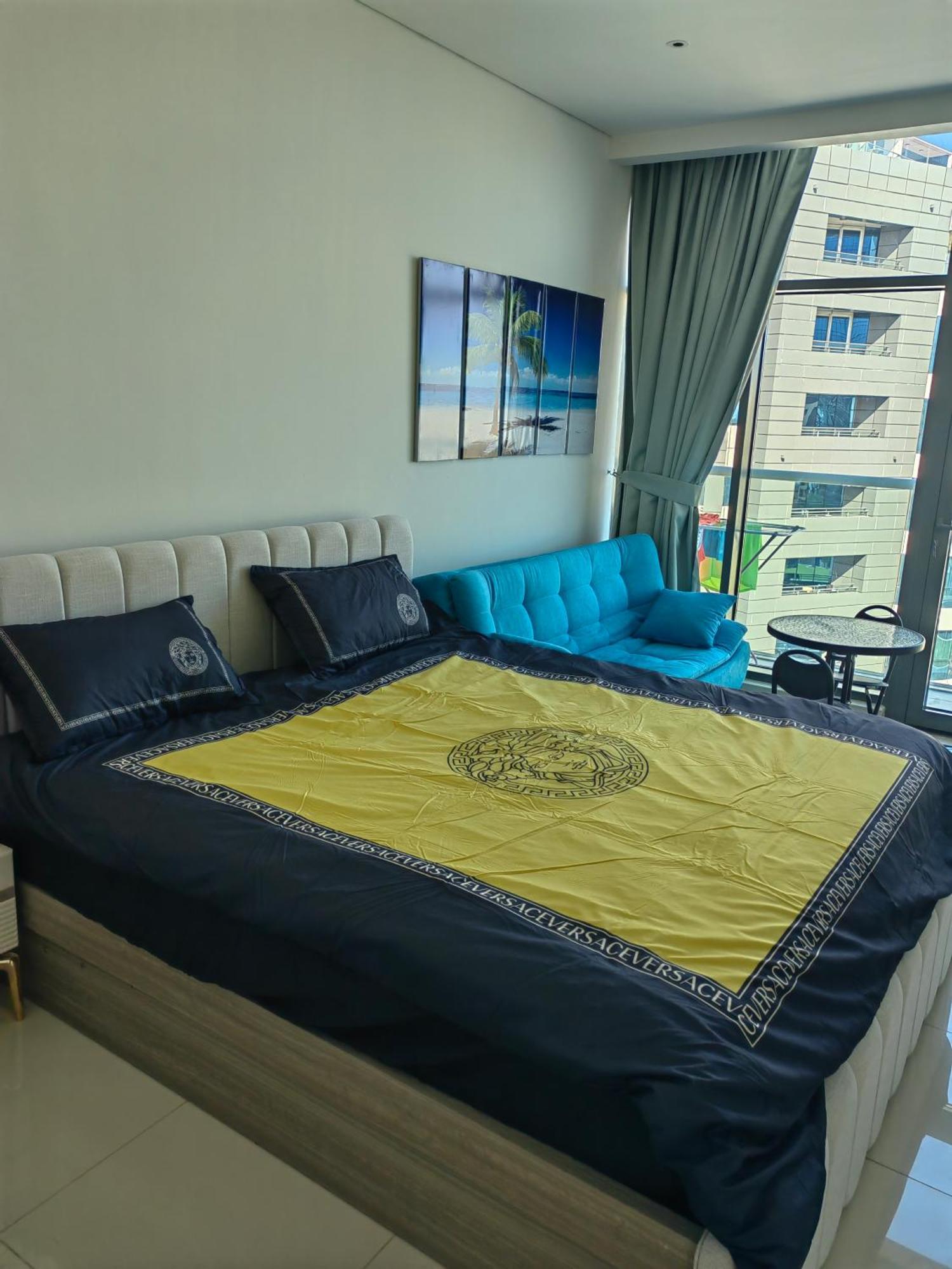 7 Palm Jumeirah West