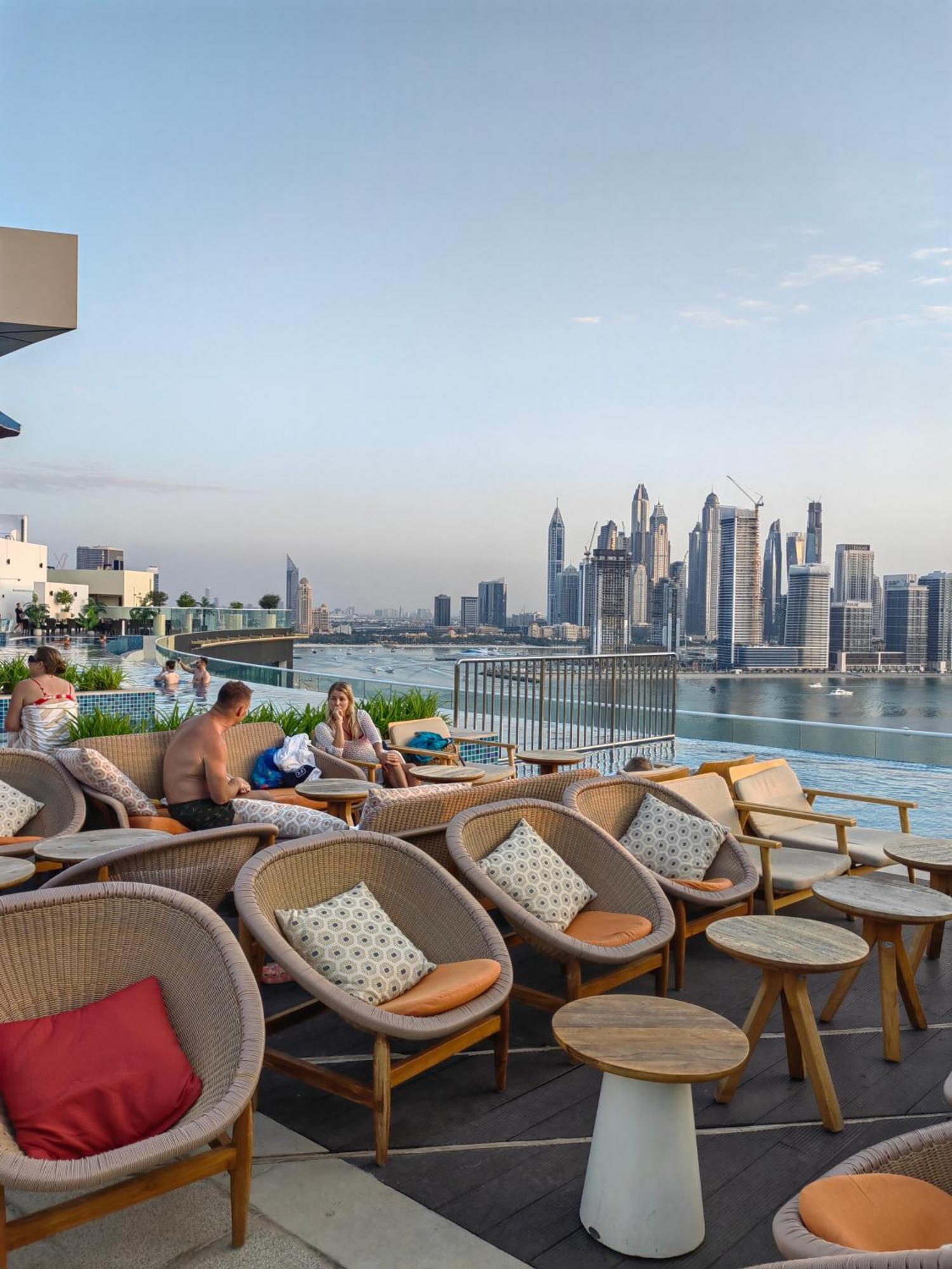 7 Palm Jumeirah West Apartment Dubai