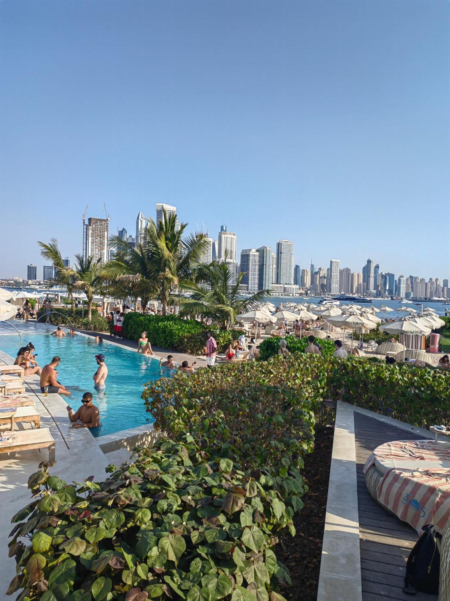 7 Palm Jumeirah West Dubai