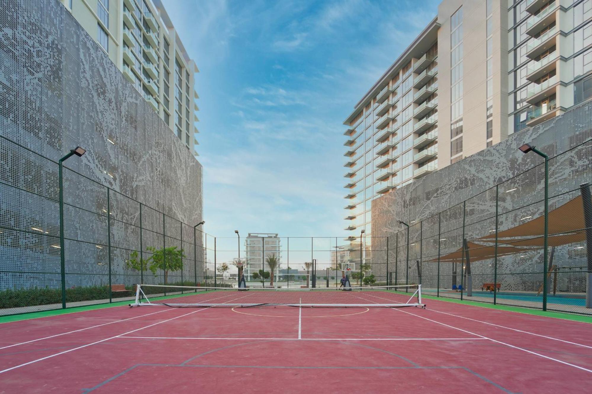 Royal Maison's Premium 2br Lagoon Views In District One Apartamento Dubai