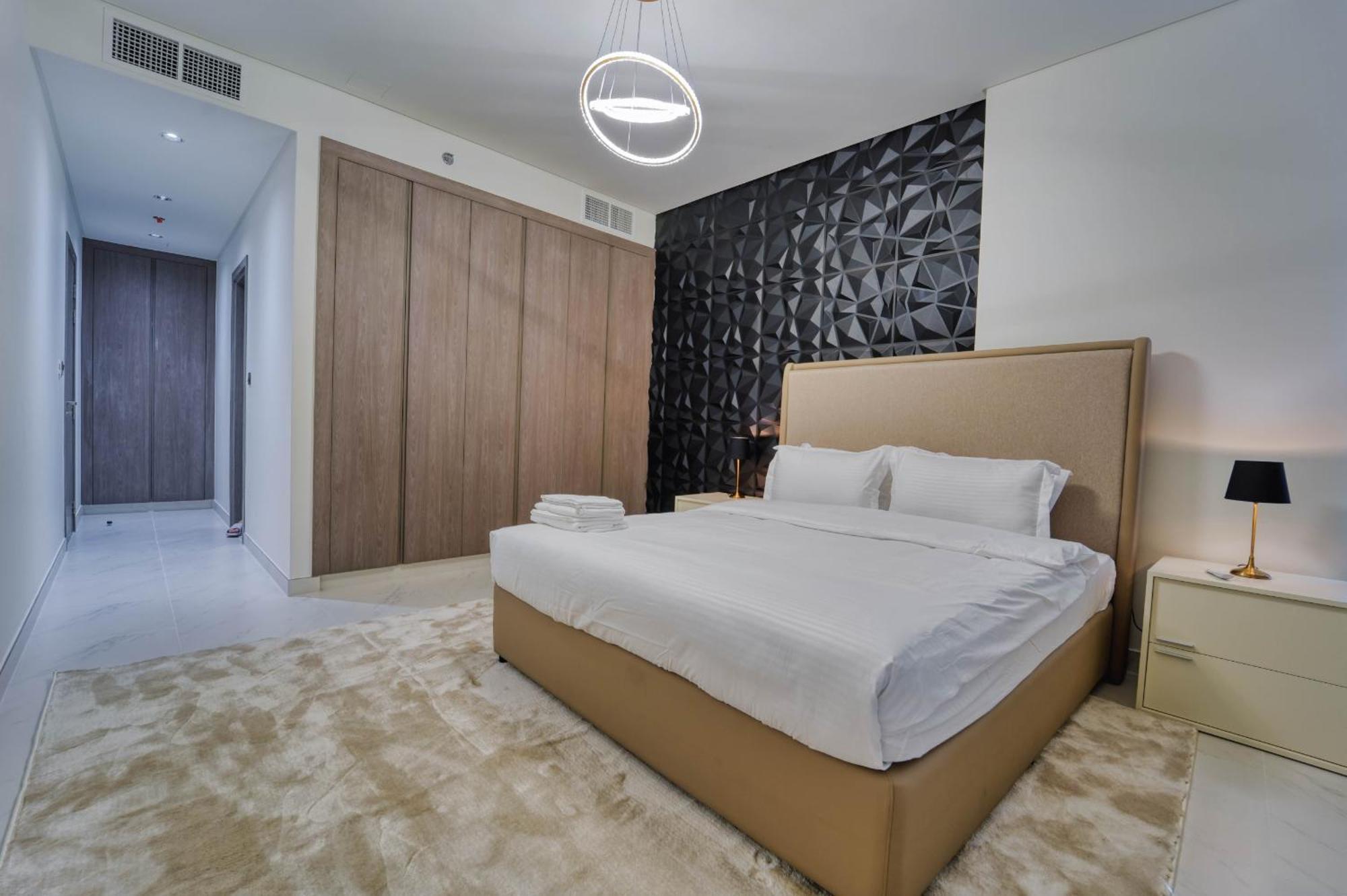 Apartamento Royal Maison's Premium 2br Lagoon Views In District One Dubai