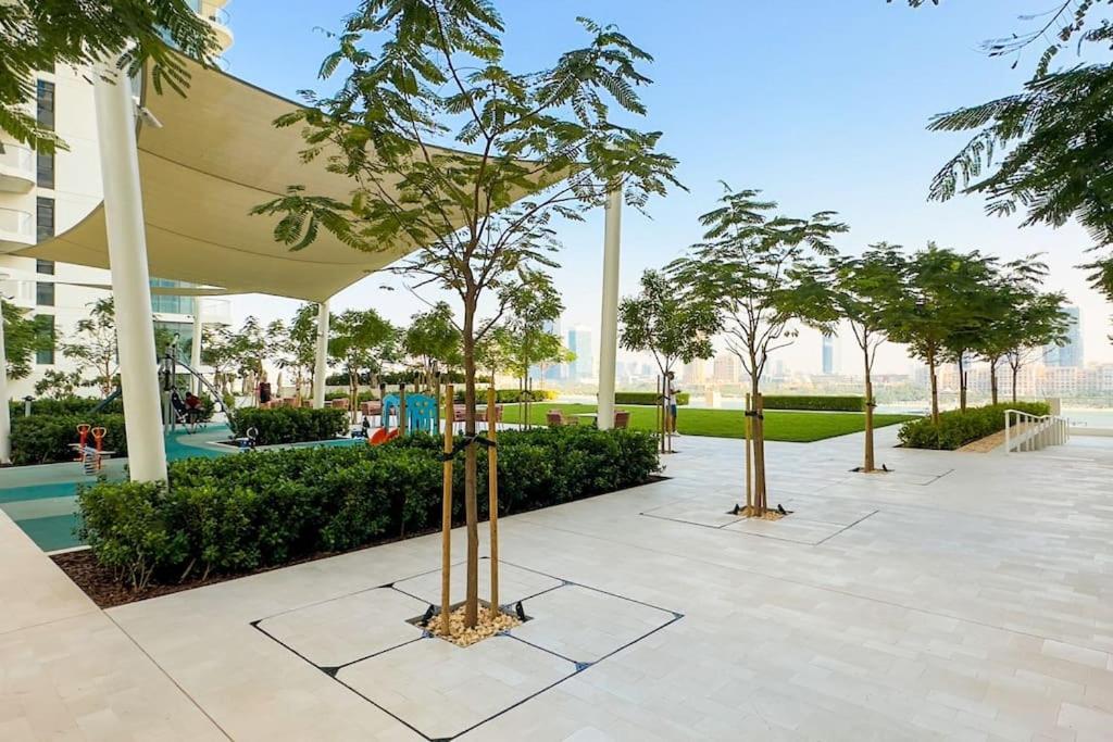 Apartamento Stunning Beachfront 1br In Palm Jumeirah