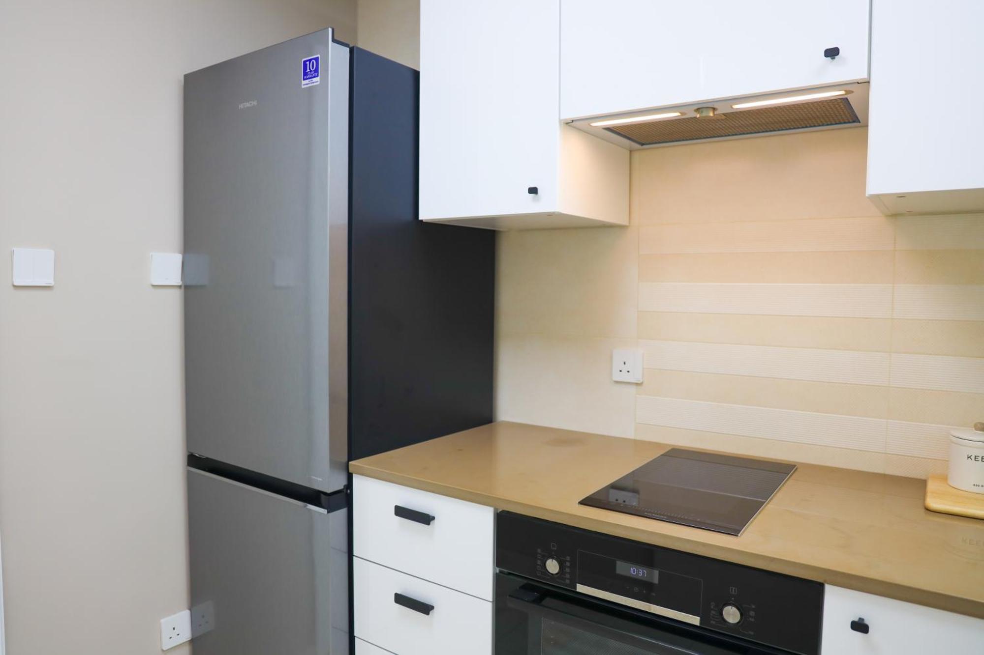 Escape 24 - Brand New & Luxury 1br High Floor Marina Pinnacle - Marina Harbour Views