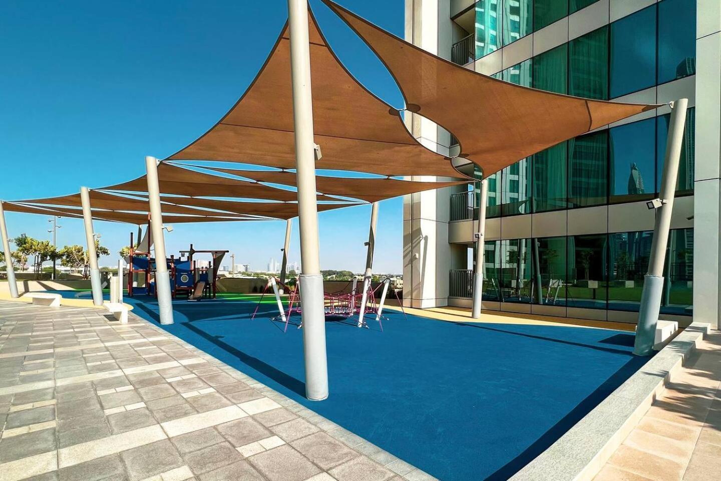Burj Khalifa View - Luxe 2br - Mall Access * Dubaï
