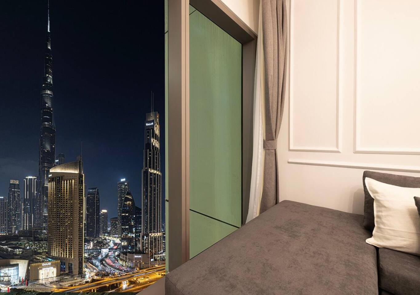 Burj Khalifa View - Luxe 2br - Mall Access