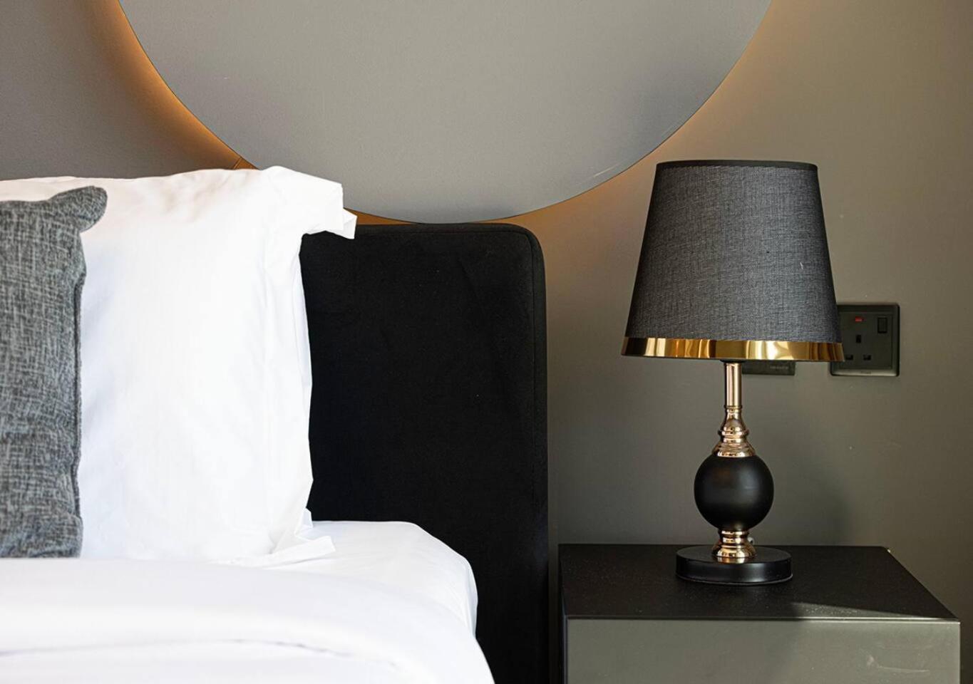 Burj Khalifa View - Luxe 2br - Mall Access Dubaï