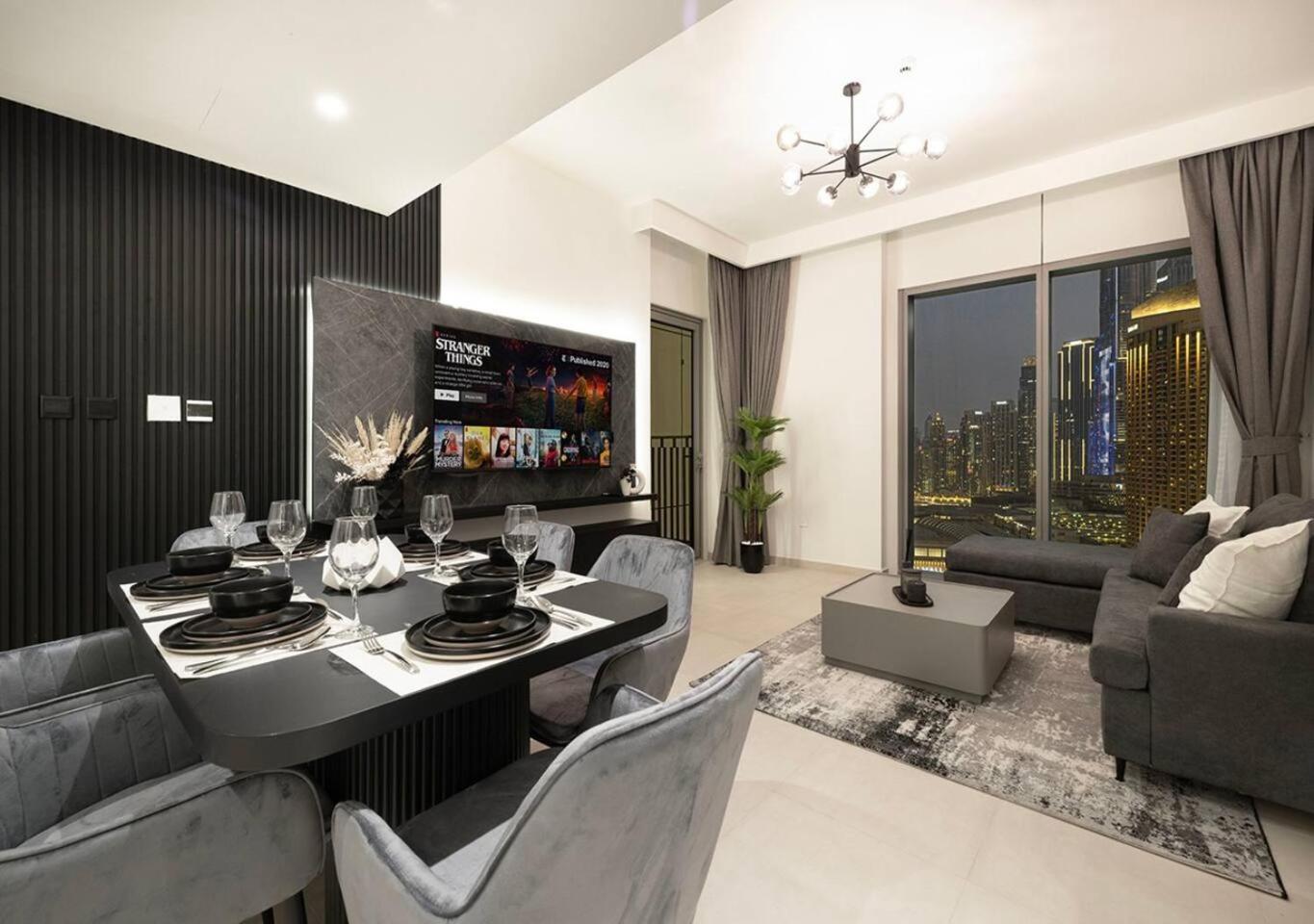 Appartement Burj Khalifa View - Luxe 2br - Mall Access Dubaï