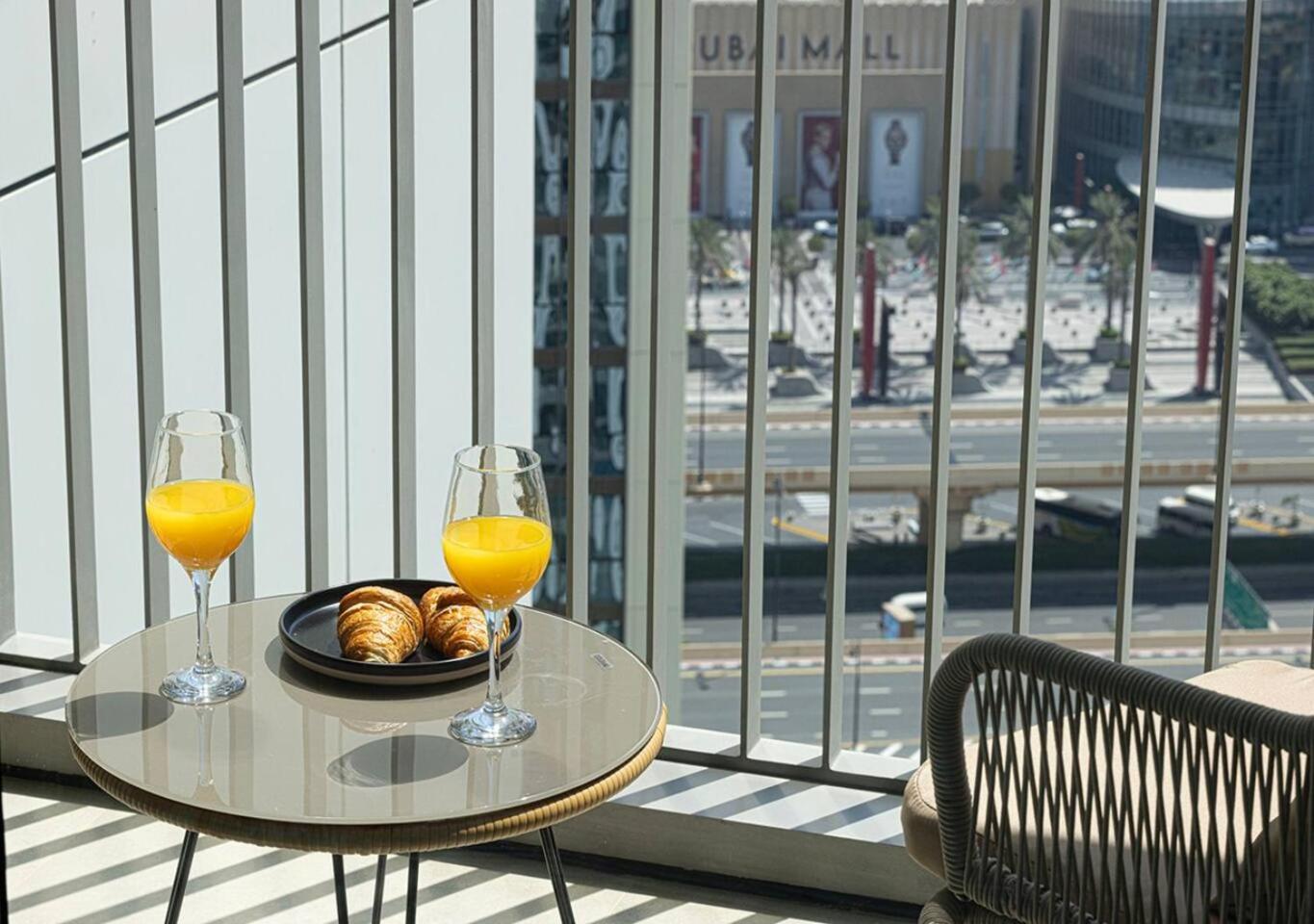 Burj Khalifa View - Luxe 2br - Mall Access Appartement *
