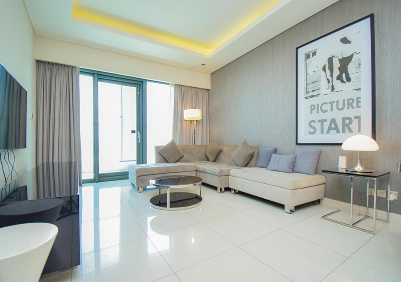 Spacious 1br In Damac Paramount Towers Bb Lägenhet
