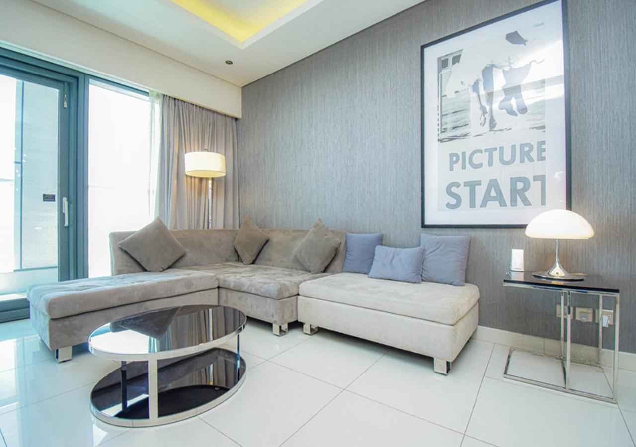 Lägenhet Spacious 1br In Damac Paramount Towers Bb *