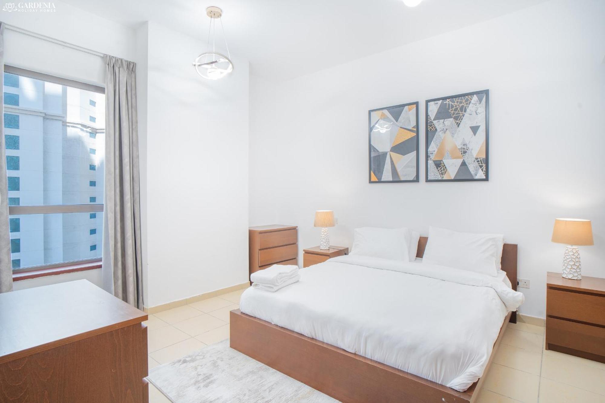 Jbr The Walk - Shams 2, Spacious Accommodate 7 Adults With 5m Walk To The By Gardenia Dubai