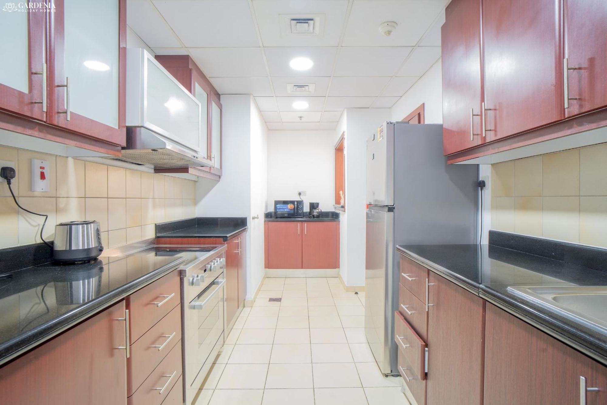 Jbr The Walk - Shams 2, Spacious Accommodate 7 Adults With 5m Walk To The By Gardenia Apartment *