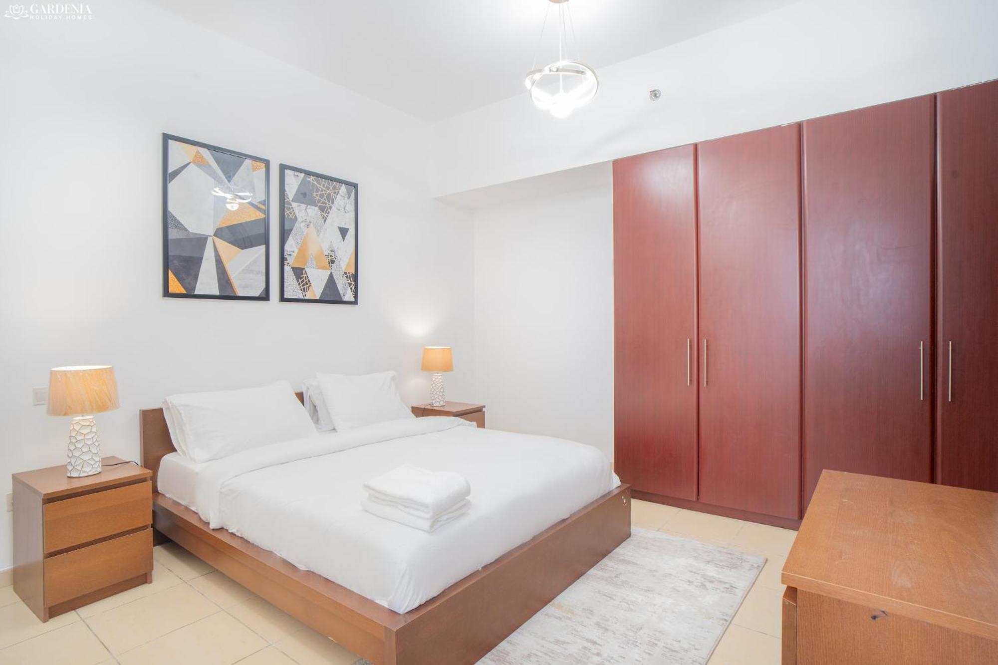 Jbr The Walk - Shams 2, Spacious Accommodate 7 Adults With 5m Walk To The By Gardenia Apartment