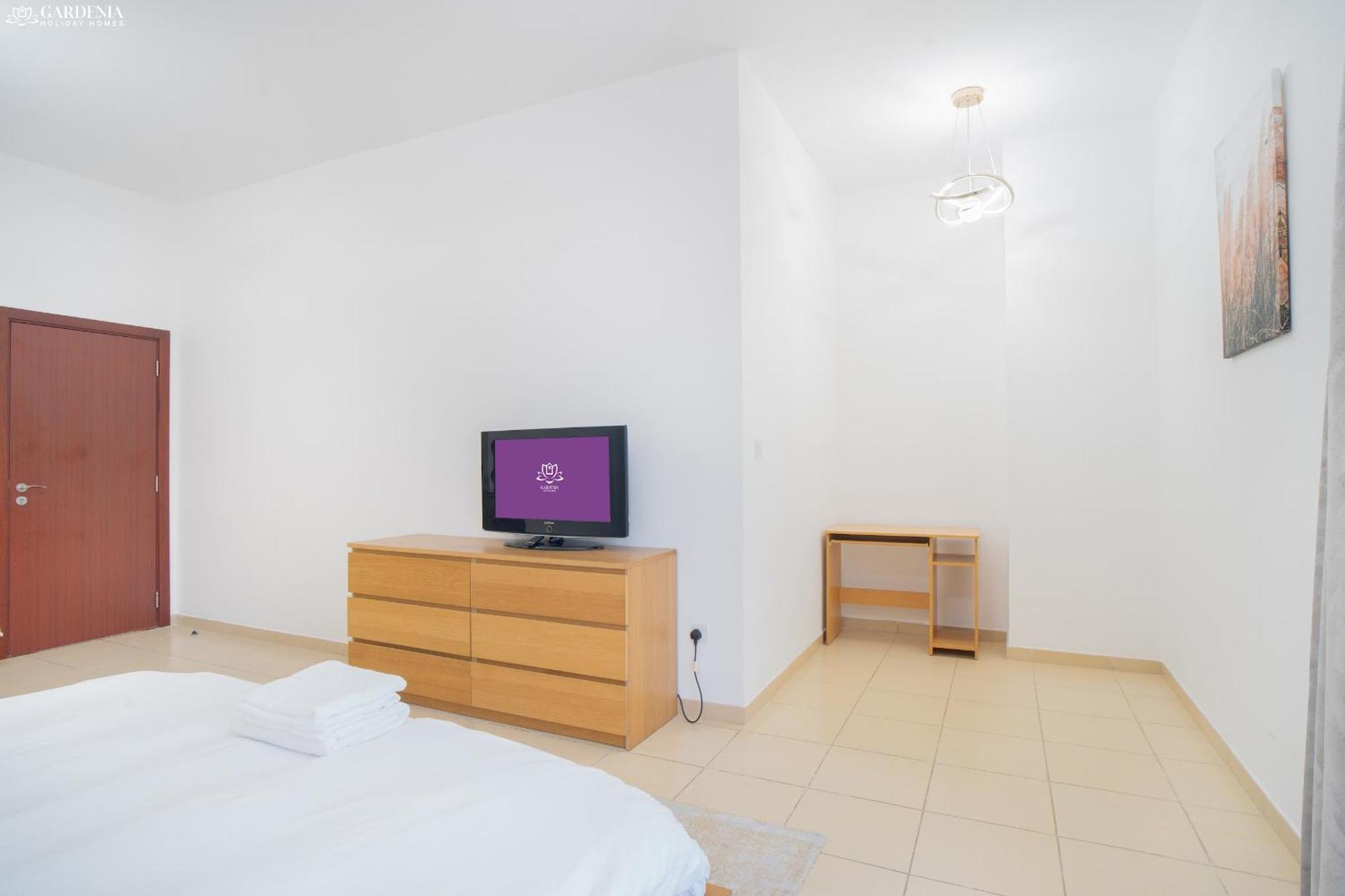 Jbr The Walk - Shams 2, Spacious Accommodate 7 Adults With 5m Walk To The By Gardenia * Dubai