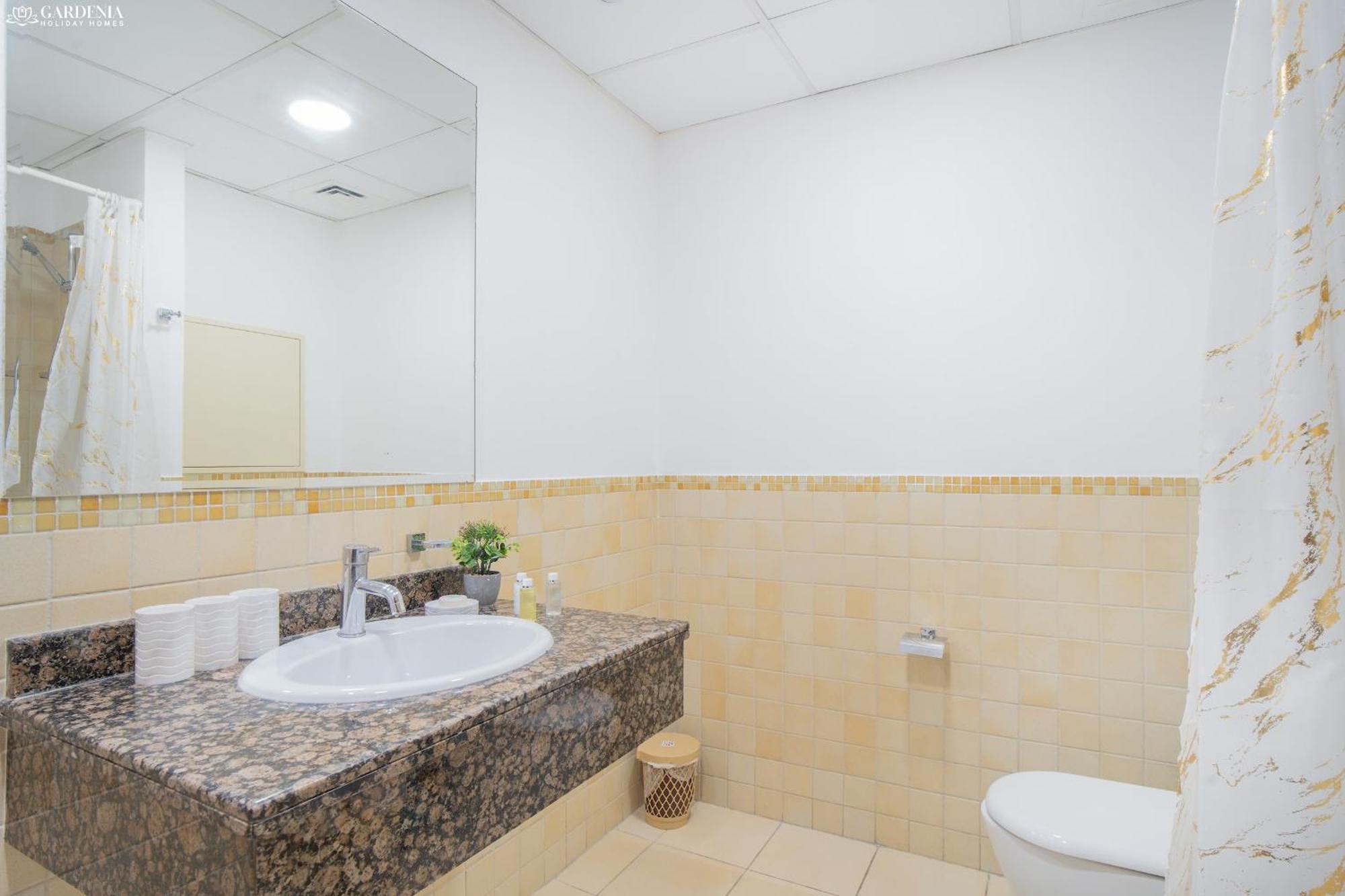 Jbr The Walk - Shams 2, Spacious Accommodate 7 Adults With 5m Walk To The By Gardenia Apartment *