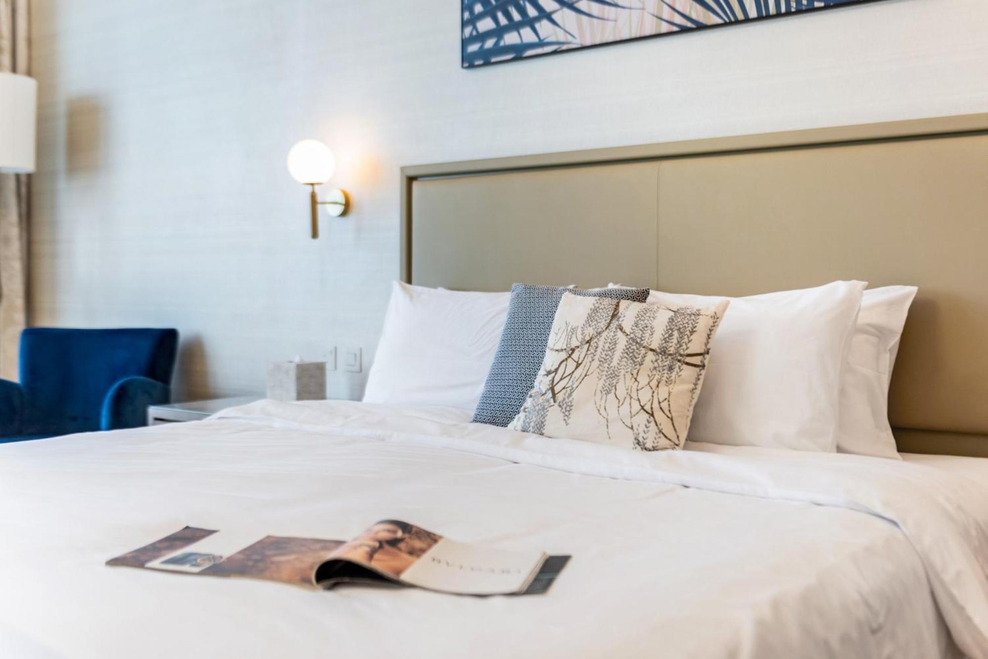 Palm Tower Where Luxury & View Meet In One Place *