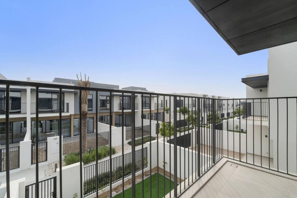Villa Relaxing Staycation - With Community Pool Dubái