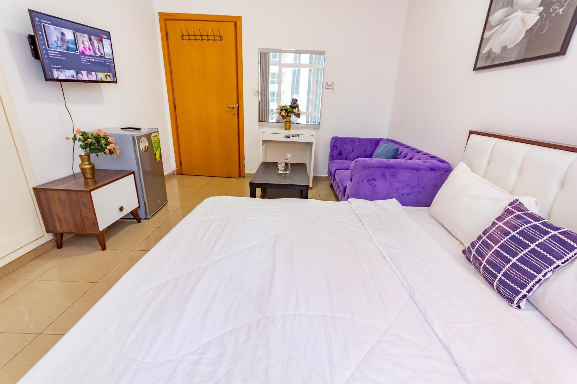 Spacious For Girls In Marina فتيات فقط Apartamento