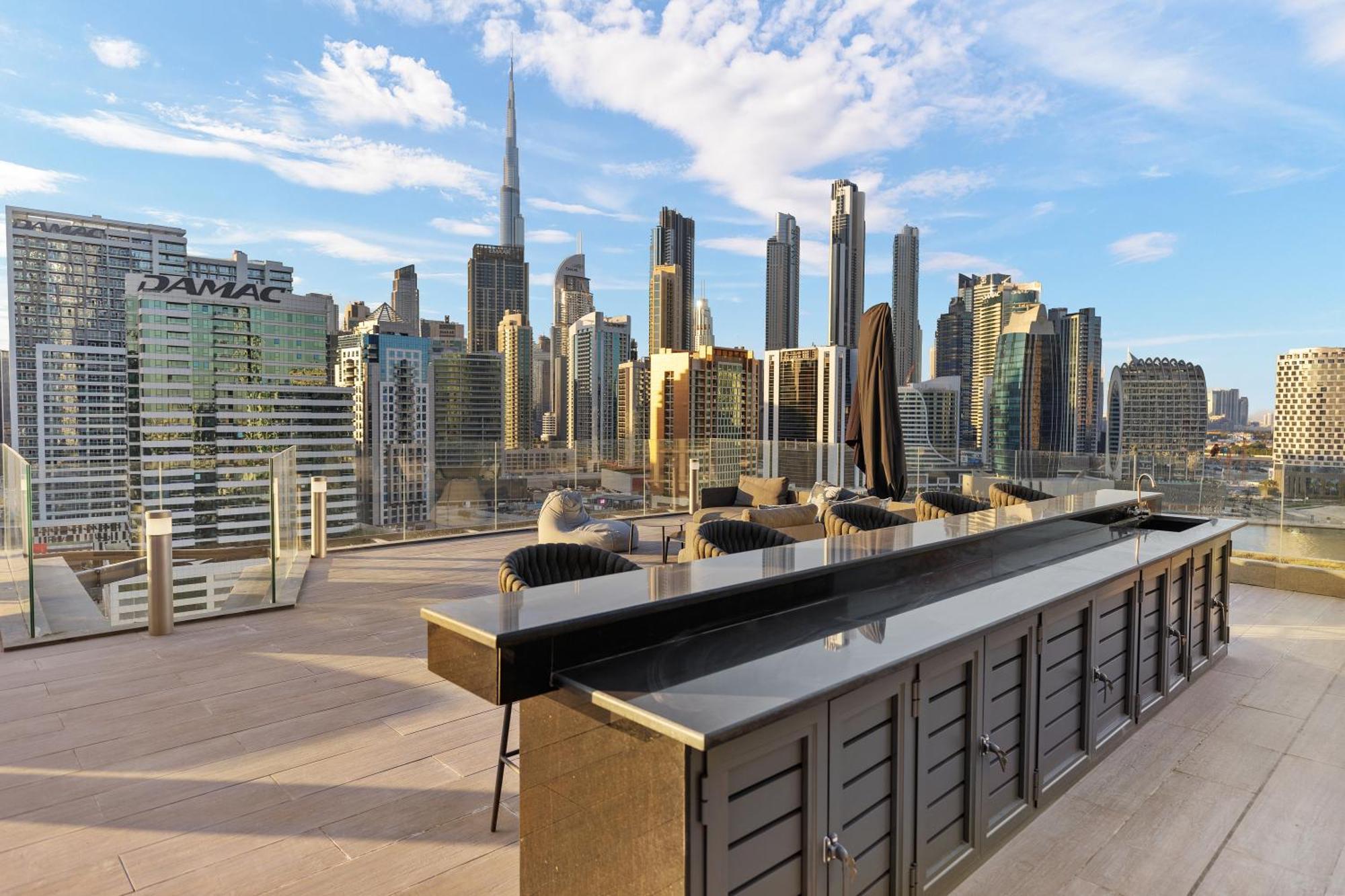 Waves - Sophisticated Living In Business Bay,