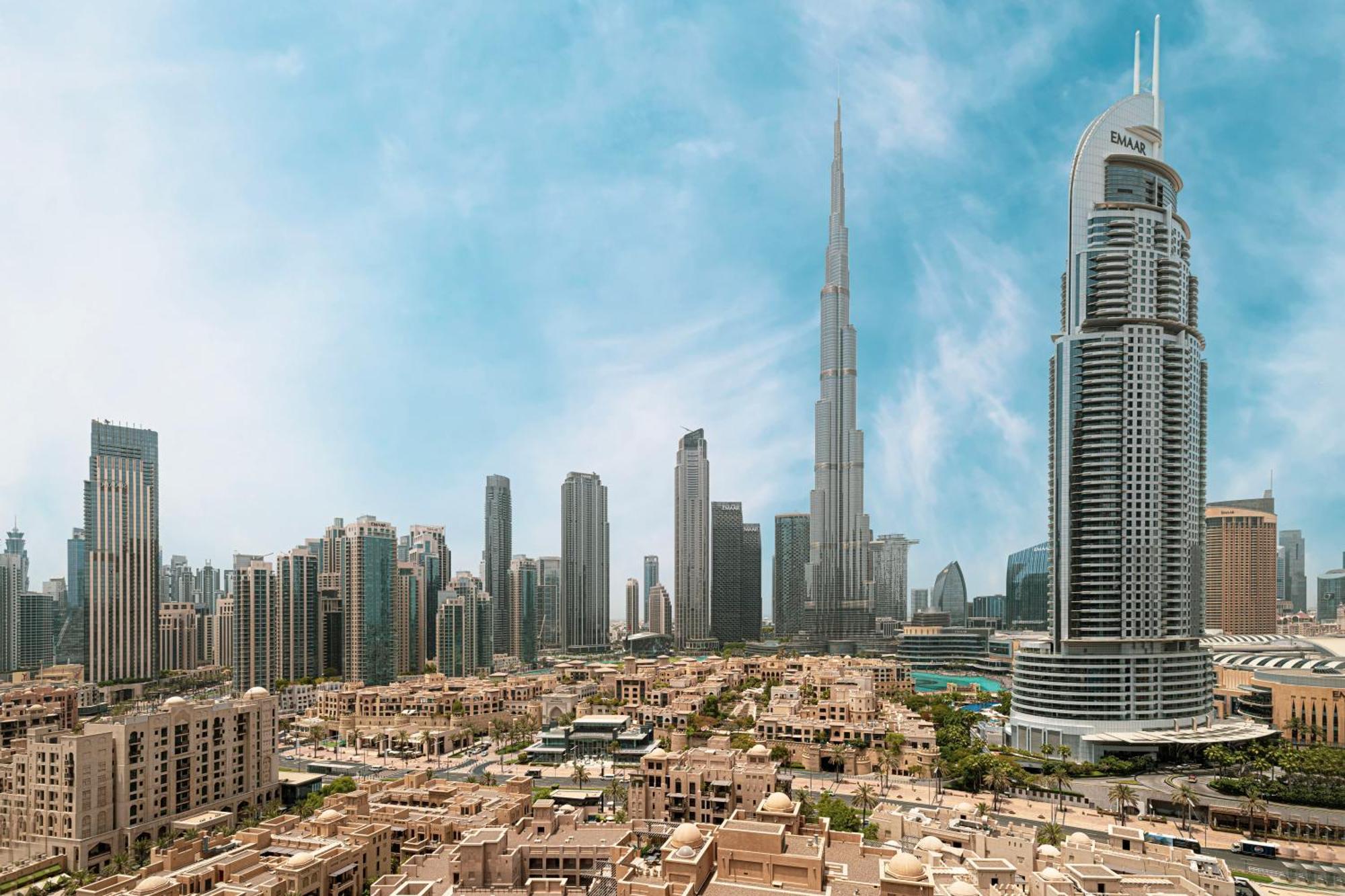 Appartement 5 Minute Walk To The Fountains! Full Burj Khalifa View! 5-star Pool & Gym! Dubaï