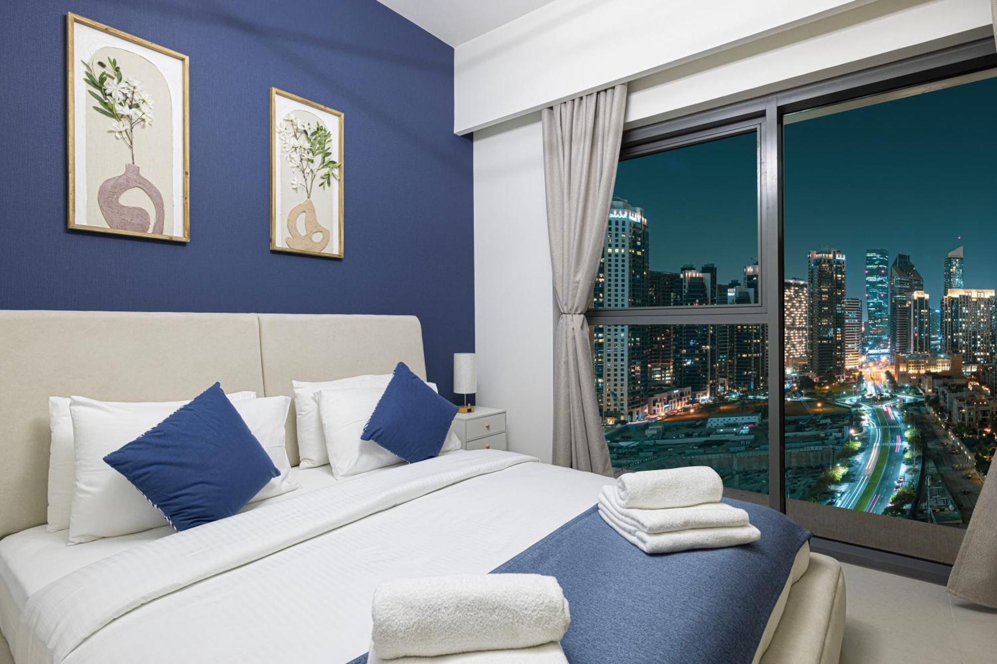 Appartement 5 Minute Walk To The Fountains! Full Burj Khalifa View! 5-star Pool & Gym! Dubaï