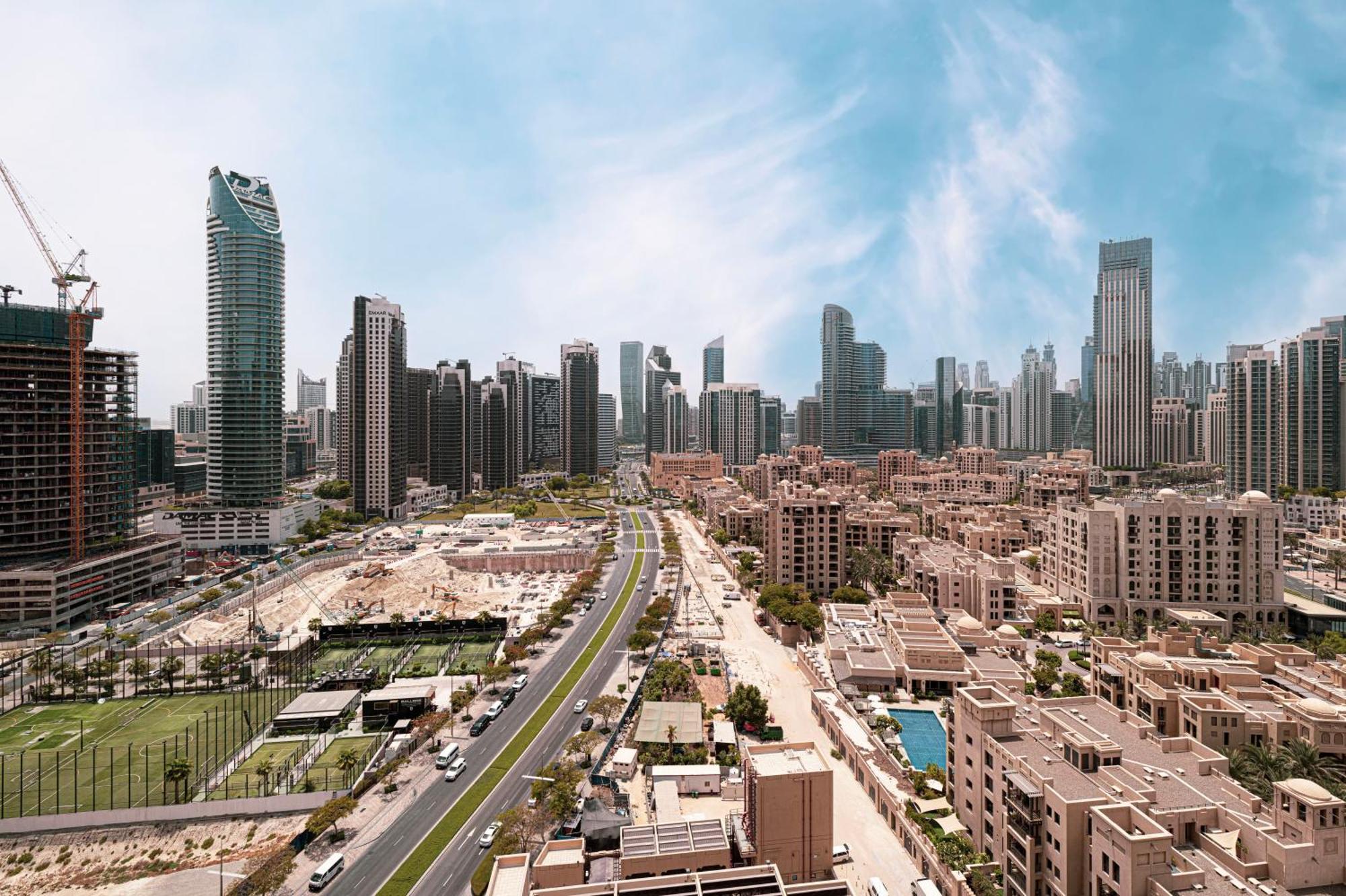 5 Minute Walk To The Fountains! Full Burj Khalifa View! 5-star Pool & Gym! Appartement *