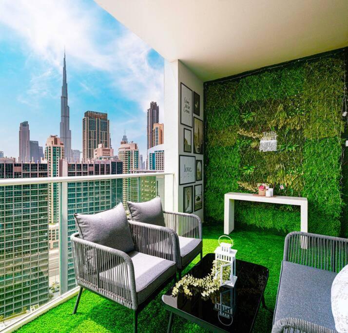 Gorgeous 2br With Full Burj Khalifa View, 5 Mins From Mall Appartement Dubai