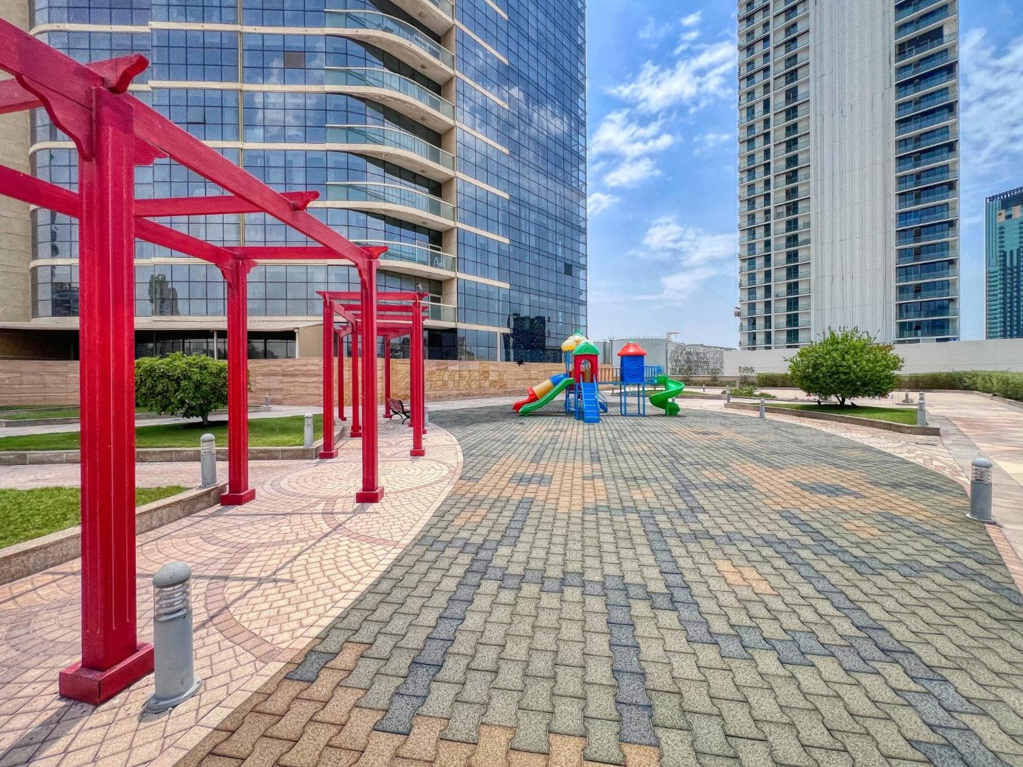 Airvistas At Reef Jvc Dubai