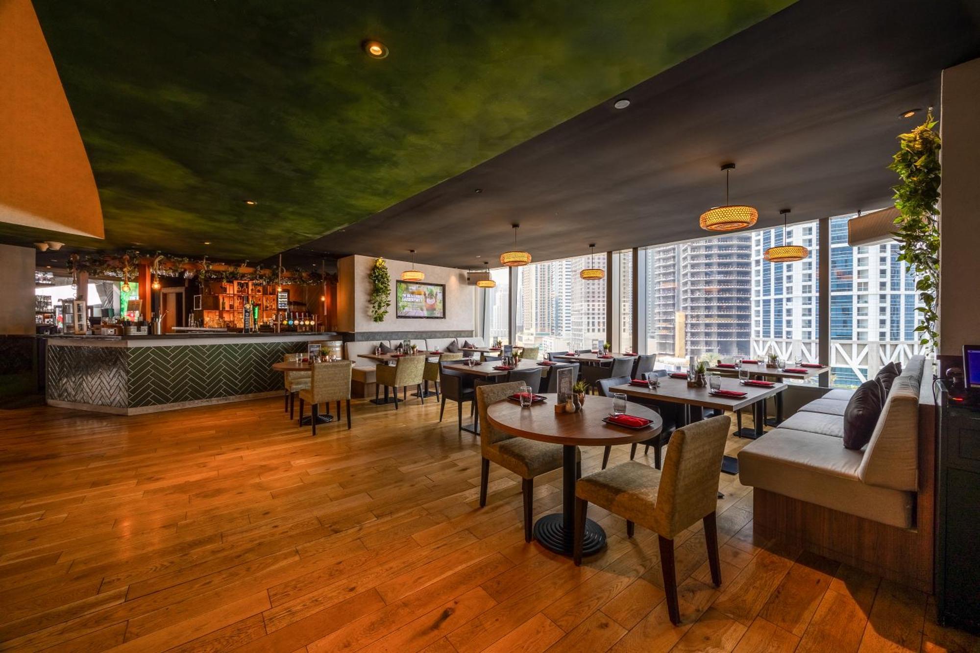 Hotel Media One 4*