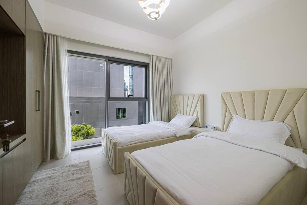Apartment 2 Bedroom Luxury Full Burj Views