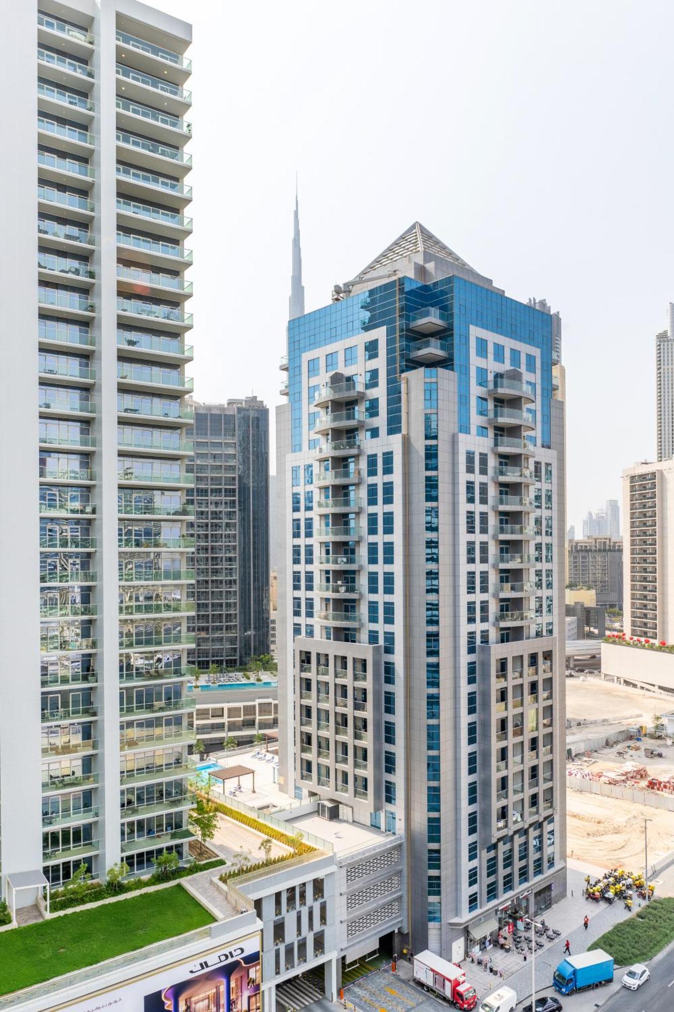 Damac Canal Views Residences Lägenhetshotell