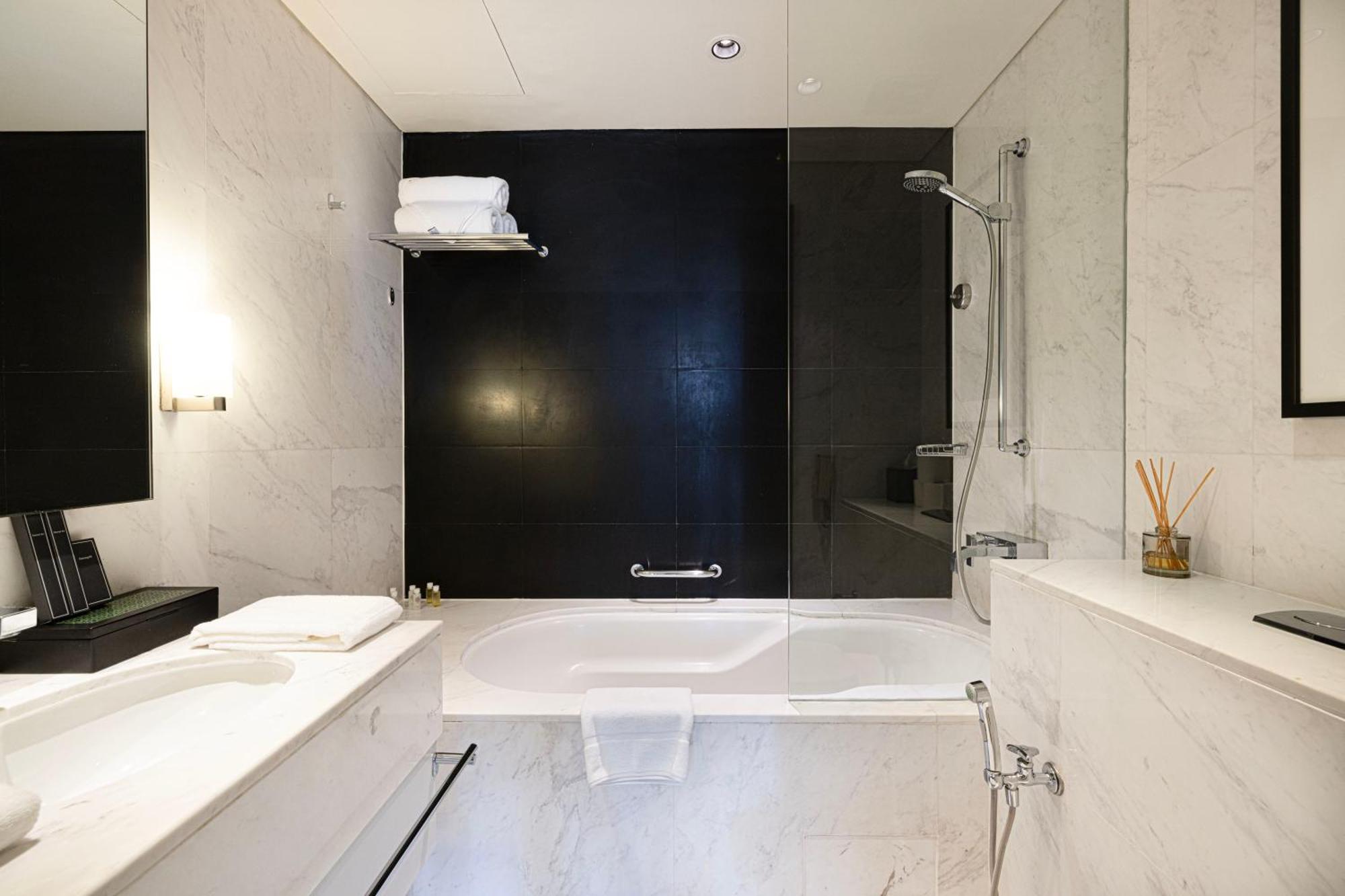 Appartement Luxury Connected To Mall-khalifa View Dubaï